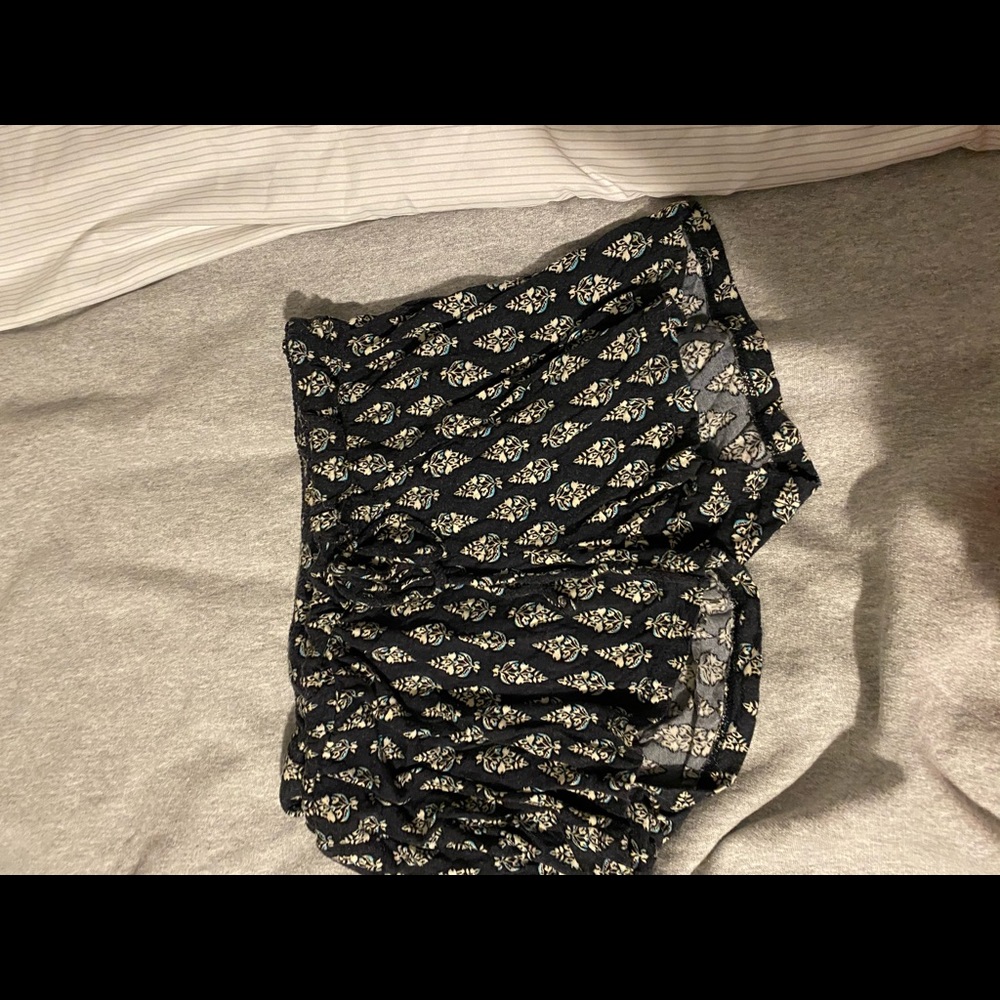 Flowy shorts
